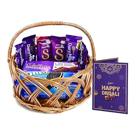 Cadbury Diwali Treats Basket Chocolates and Biscuits Gift Pack 660 g