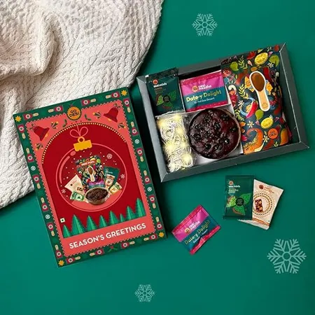 GO DESi Christmas Gifts Box Plum Cake Christmas Decor Lights Choco Paan Dry Fuits Bar New Year Gifts Seasons Greetings Gift Corporate Gift For Employee