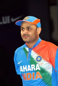virendra sehwag predict nd win dealnloot contest