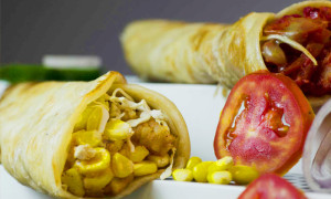 Groupon loot-Buy 1 Get 1 roll from Rolls Mania at just Rs 11 (Only for Pune)