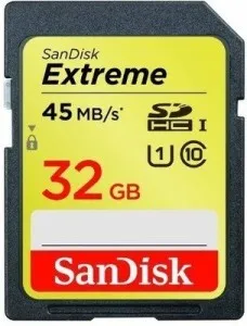 Flipkart Sandisk Extreme SDHC 32 GB Class 10 at Rs 999