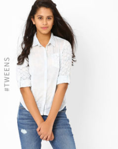 Ajio is offering Minimumn 60% Off on Branded Men's and Women's Clothing