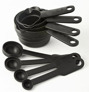Black 8 Pcs Baking Serving Cooking Measuring Spoon By Inovera at rs.104