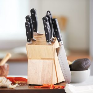 AmazonBasics Premium Stainless Steel Knife Set with Block, 9-Pieces at Rs.1611