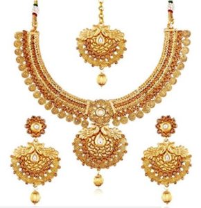 Apara Gold Plated Traditional Necklace Set With Earring and Maangtikka for Women at rs.149