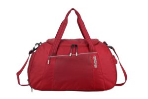 Amazon- Buy American Tourister Dunk Polyester 49 cms Red Travel Duffle at Rs 857