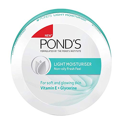 Pond's Light Moisturiser, 250ml