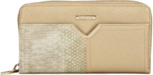 Cara Mia Casual Gold Clutch Rs 379 flipkart dealnloot