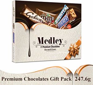 SNICKERS Medley Assorted Chocolates Diwali Gift Pack (Snickers, Bounty, M&Mâ€™s, Galaxy), 247.6g Rs 149 amazon dealnloot