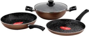 Pigeon Essentials Induction Bottom Cookware Set Aluminium Rs 999 flipkart dealnloot