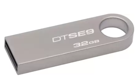 Kingston DataTraveler SE9 32 GB Pen Drive (Silver)