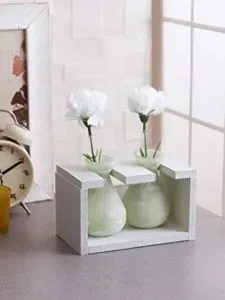 Fourwalls Glass Vase in a Wooden Frame Rs 199 amazon dealnloot