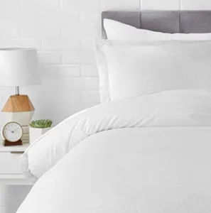 AmazonBasics Microfiber 2-Piece Quilt 