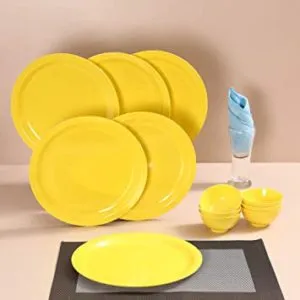 Iveo Melamine Dinner Set 12 Pieces Yellow Rs 678 amazon dealnloot