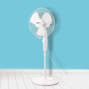 AmazonBasics High Speed Pedestal Fan for Cooling Rs 1885 amazon dealnloot