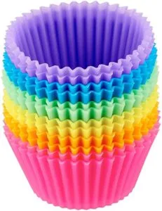 AmazonBasics Silicone Baking Cup Set 12 Pieces Rs 99 amazon dealnloot