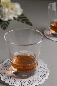 KITTENS Bar Glasses 40 ml Measuring Mark Rs 265 amazon dealnloot