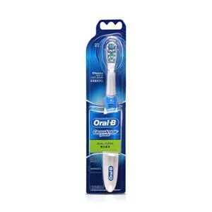 Oral B Cross Action Battery Powered Toothbrush Rs 314 amazon dealnloot