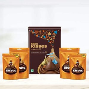 Hershey s Kisses Chocolate Gift Tin Pack Rs 420 amazon dealnloot
