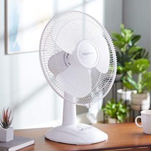 AmazonBasics High Speed Table Fan for Cooling Rs 1313 amazon dealnloot