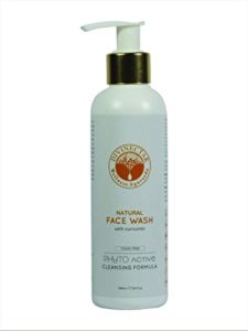 Divinectar Natural Face Wash With Curcumin 200 Rs 125 amazon dealnloot