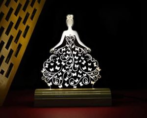 The Bride 3D Illusion Acrylic Table Lamp Rs 198 amazon dealnloot