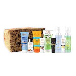 VLCC Refresh and Glow Kit with Pouch Rs 404 amazon dealnloot