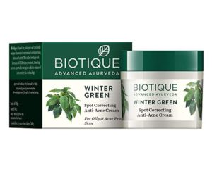 Biotique Bio Winter Green Spot Correcting Anti Rs 109 amazon dealnloot