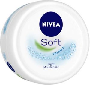 NIVEA Soft Moisturizing Cream 300 ml Rs 199 flipkart dealnloot